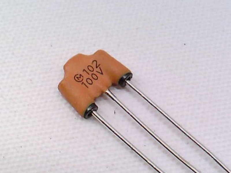 GENERIC CCF1000P100