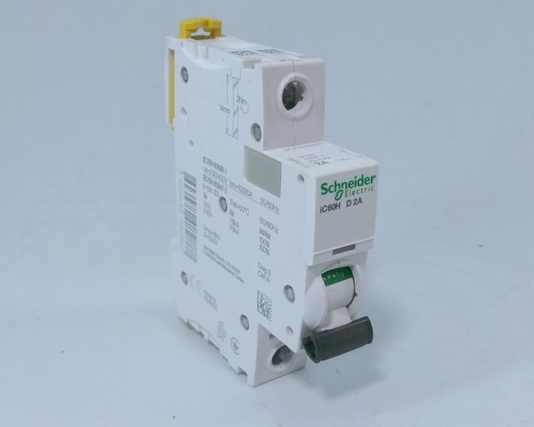 SCHNEIDER ELECTRIC A9F85102