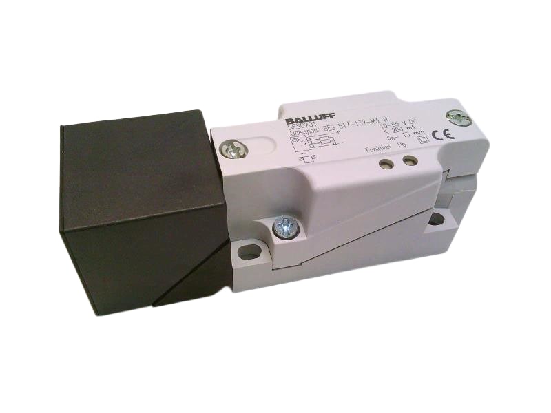 BALLUFF BES 517-132-M3-H