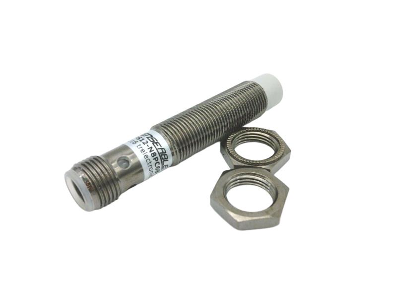 T&R ELECTRONIC IPS12-N8PC68-A12