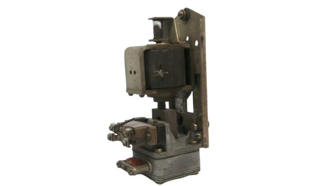 SCHNEIDER ELECTRIC 9050-C0-1D-V66