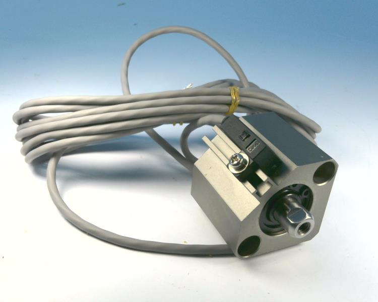 SMC CDQ2B20-5D-F79LS