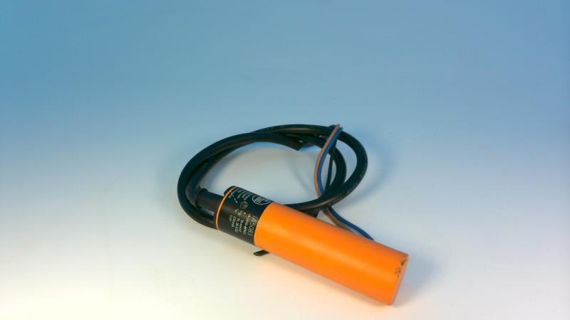 EFECTOR IA-3010-BPKG/6M-IA5083