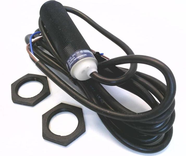 SCHNEIDER ELECTRIC XS4-P18KP370