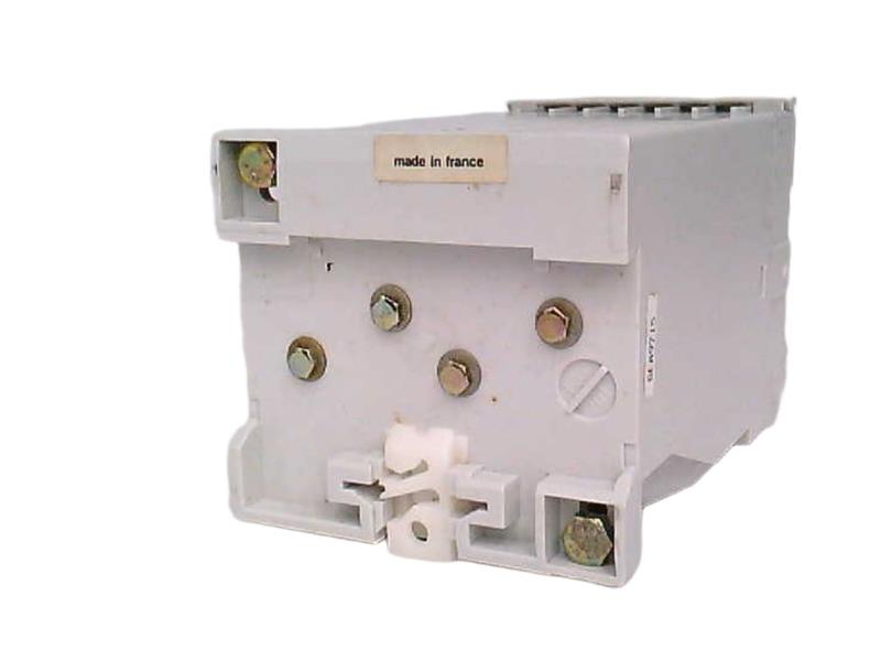 685826 by SCHNEIDER ELECTRIC