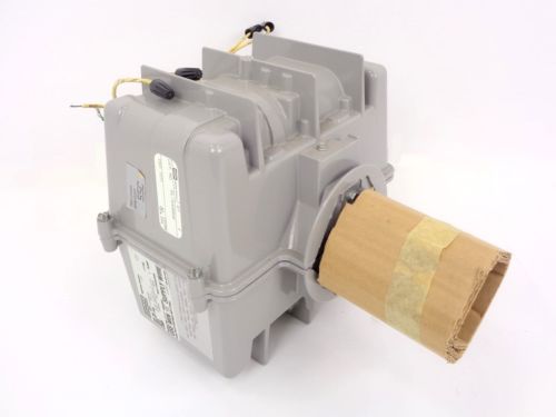 HUBBELL BL-A400H8WH-QSS