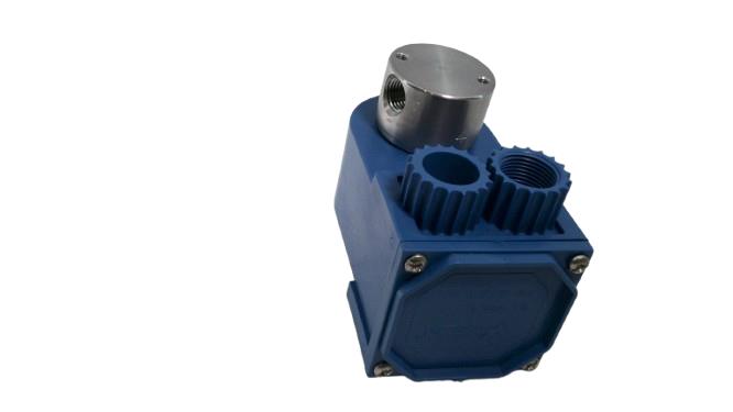 VERSA VALVES ESM-8302-33-H-XIFA-D024