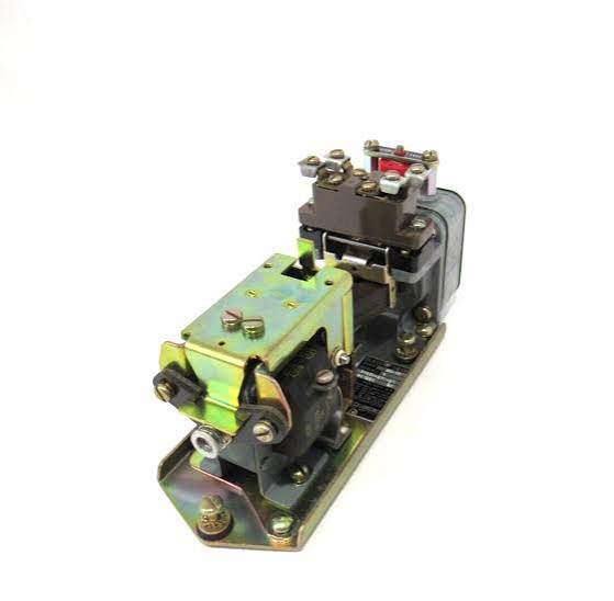 SCHNEIDER ELECTRIC 9050-BO1E