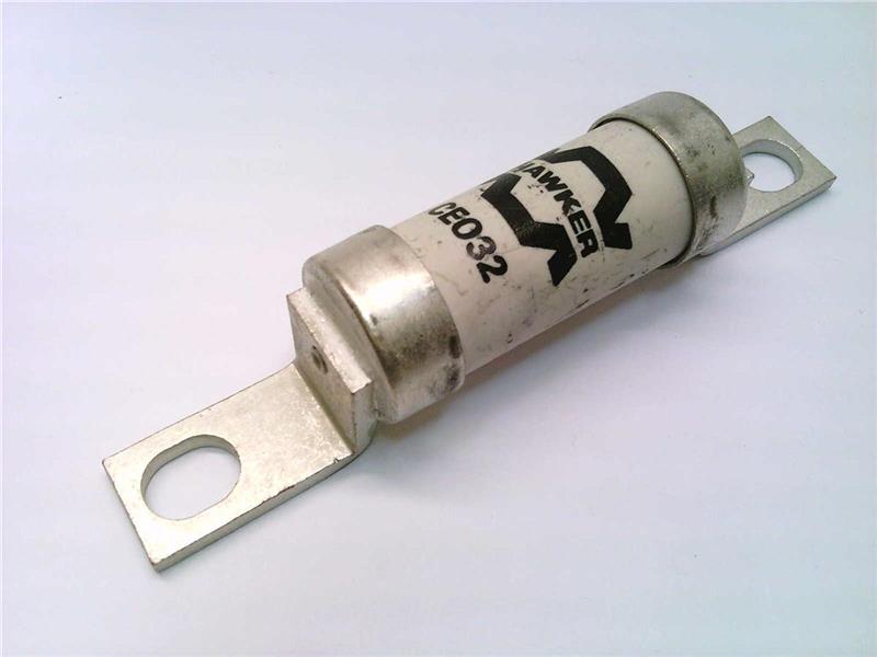 HAWKER FUSES CEO32