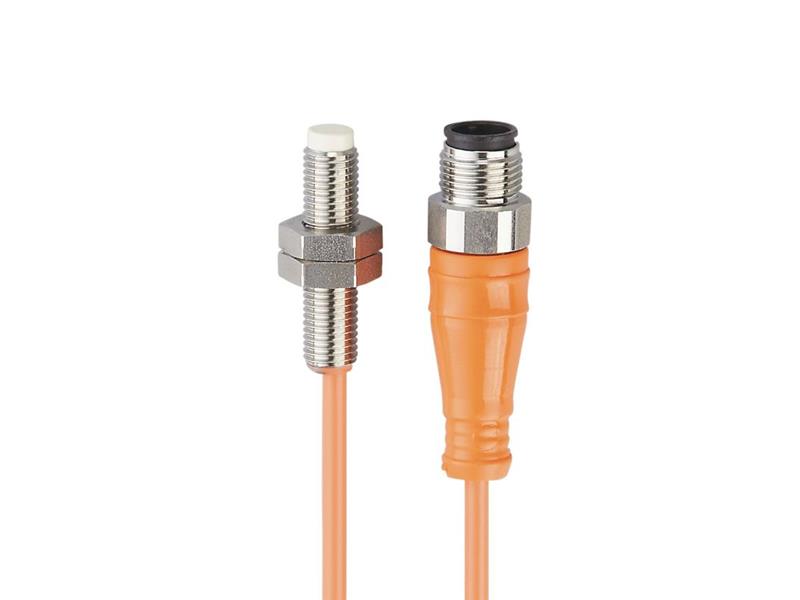 EFECTOR IEB3003-BPKG/V4A/1,5M/US RT-IE5376