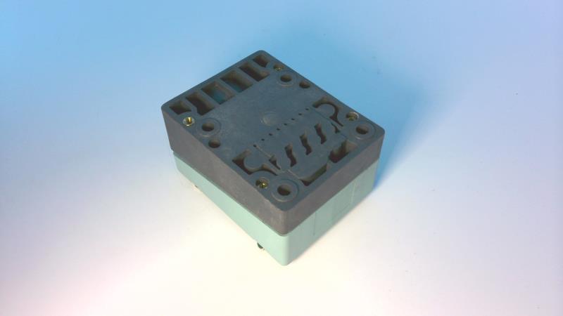 SIEMENS 3RG4142-6AD00