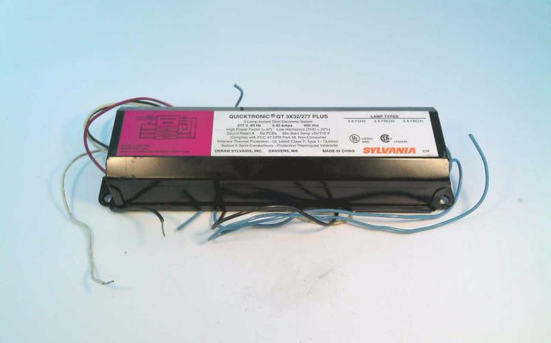 QT-3X32/277PLUS by GTE