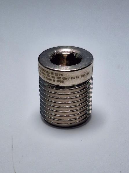 747DAM15 by CMP CORP