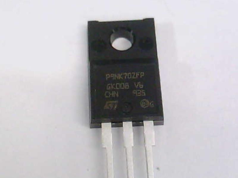 ST MICRO STP9NK70ZFP