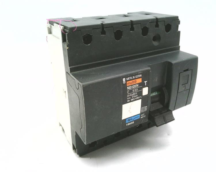 SCHNEIDER ELECTRIC 18656