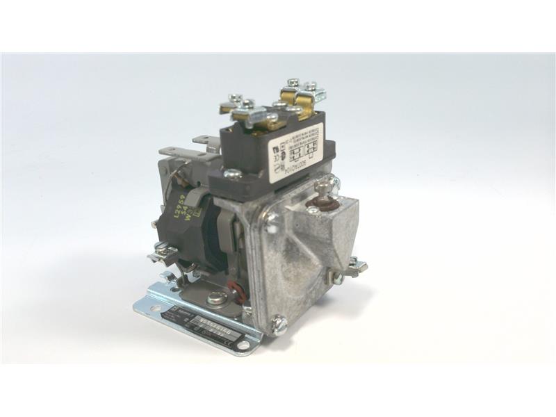 SCHNEIDER ELECTRIC 9050AO10DV02