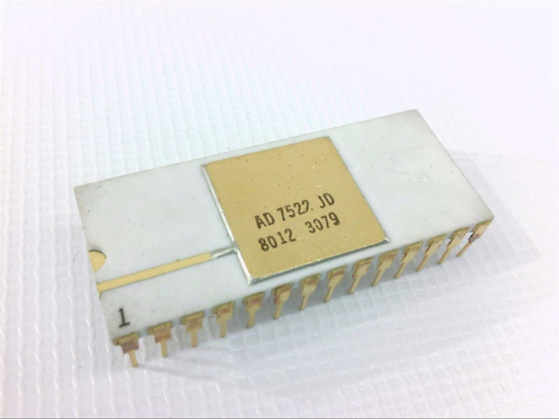 ANALOG DEVICES AD7522JD