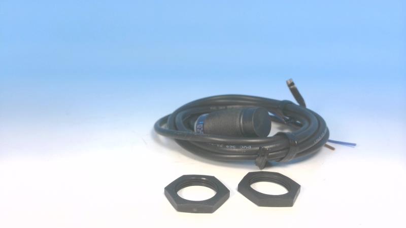 TELEMECANIQUE SENSORS XS4P18AB120