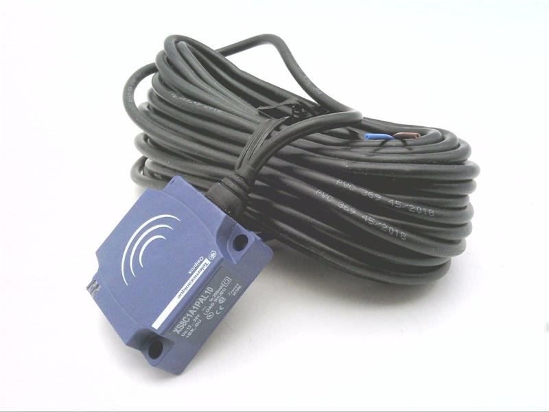 TELEMECANIQUE SENSORS XS8C1A1PAL10