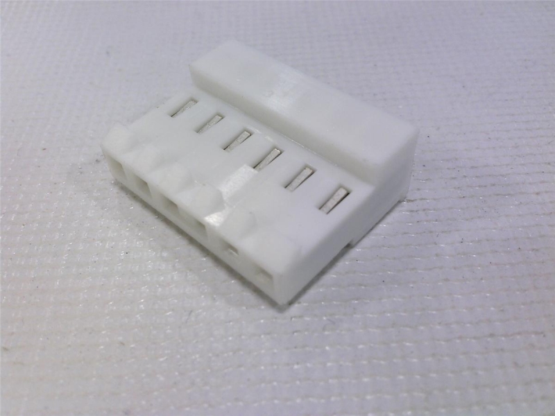 TE CONNECTIVITY 3-640429-6