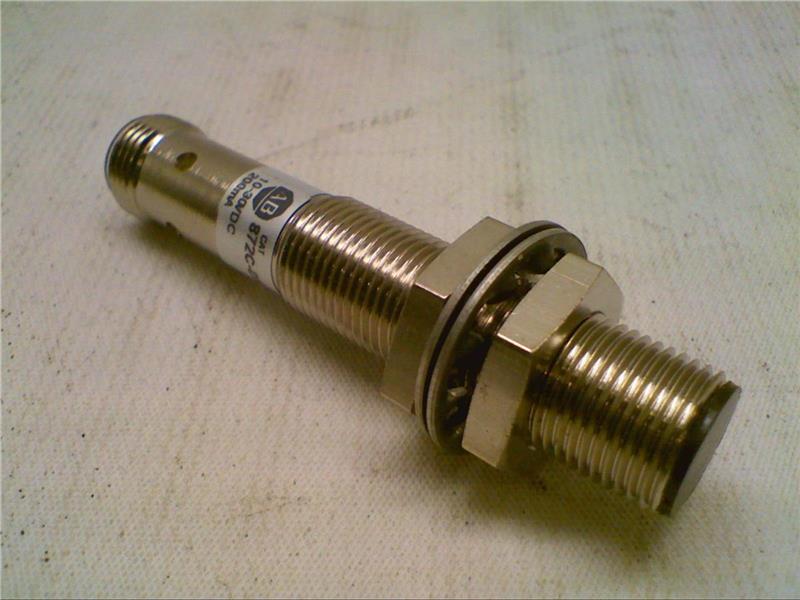 ALLEN BRADLEY 872C-DX01-D4