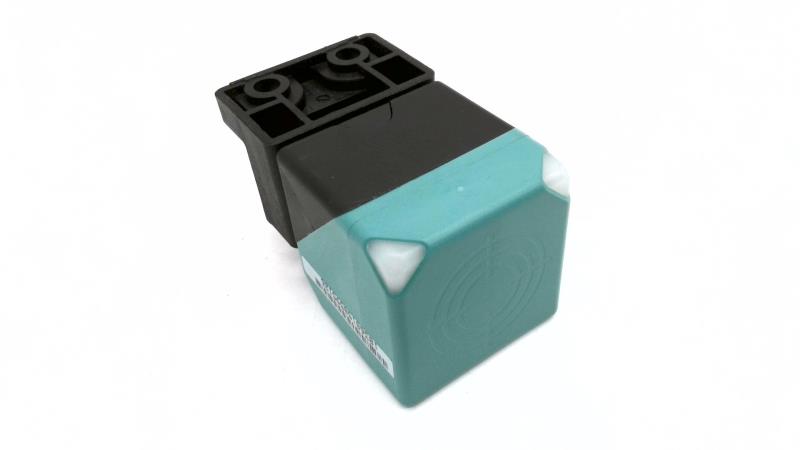 PEPPERL & FUCHS NBN40-L2-A2-V1