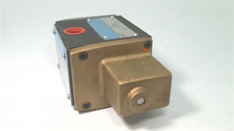 EATON CORPORATION 582280