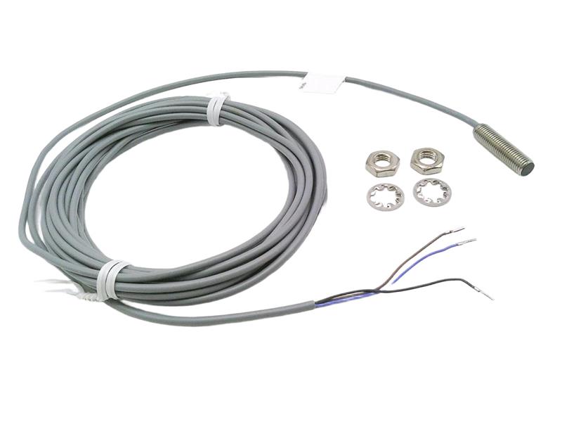 BALLUFF BES 516-324-E4-C-05