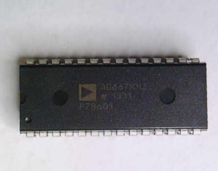ANALOG DEVICES AD667KN