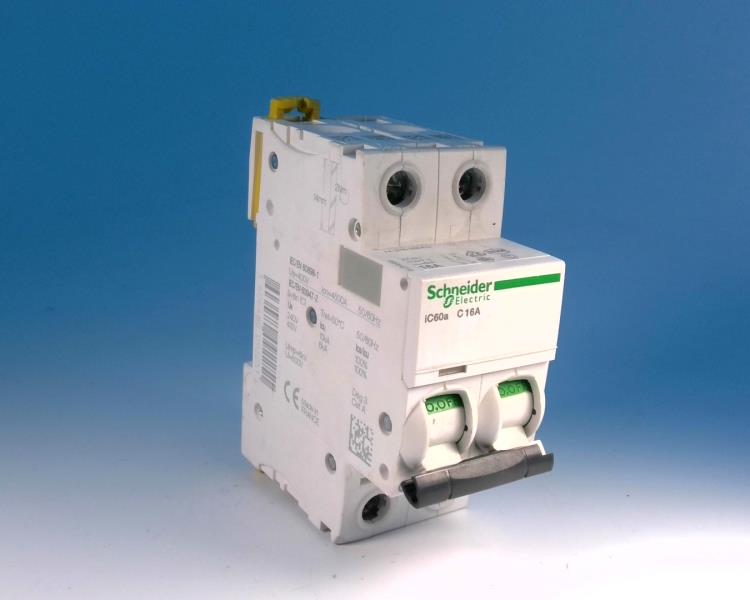 SCHNEIDER ELECTRIC A9F64216