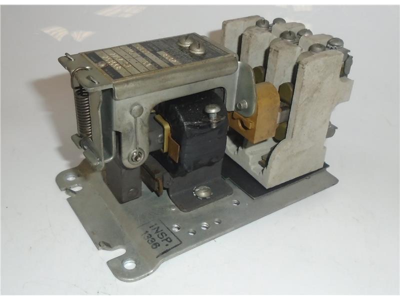 SCHNEIDER ELECTRIC 8502-B030-110V