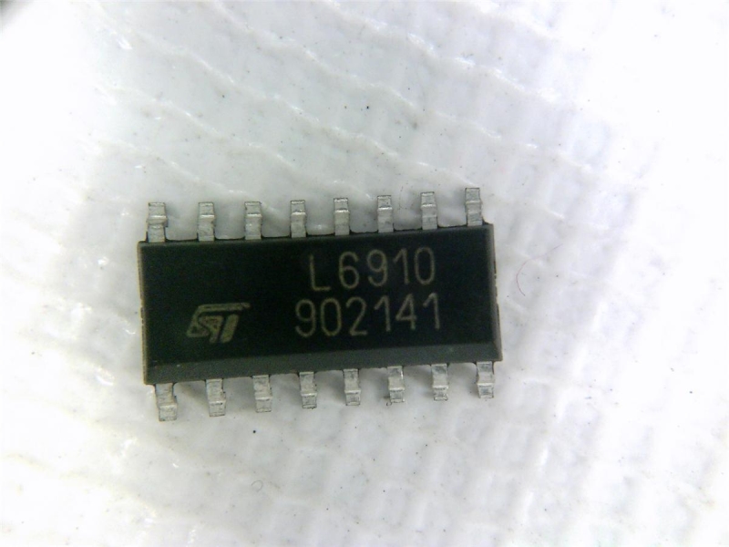 ST MICRO L6910