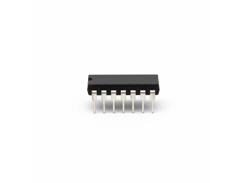 ON SEMICONDUCTOR 7403PC