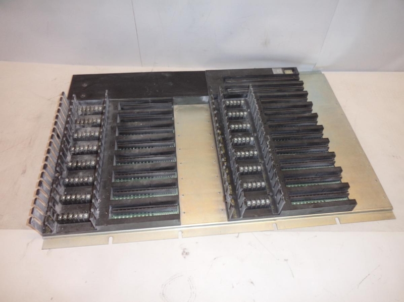 SCHNEIDER ELECTRIC 8030-DRK-300