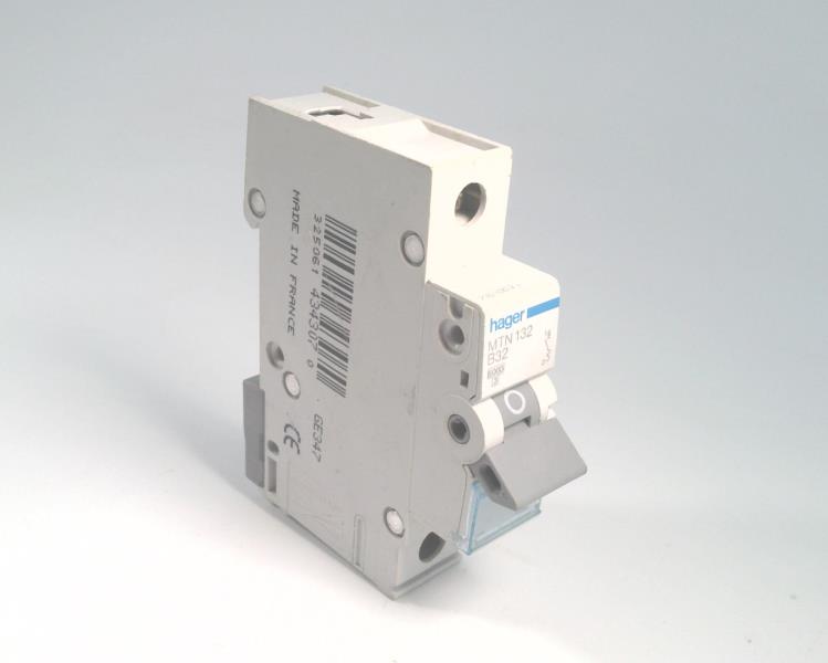 HAGER MTN132