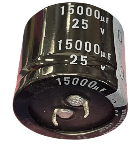 NICHICON LGY1E153MELC30