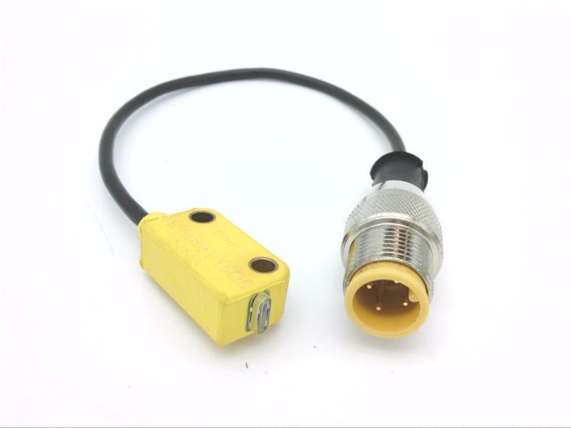 BANNER ENGINEERING Q12AB6FF15Q5