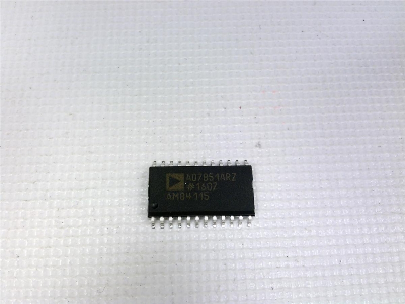 AD7851ARZ by ANALOG DEVICES