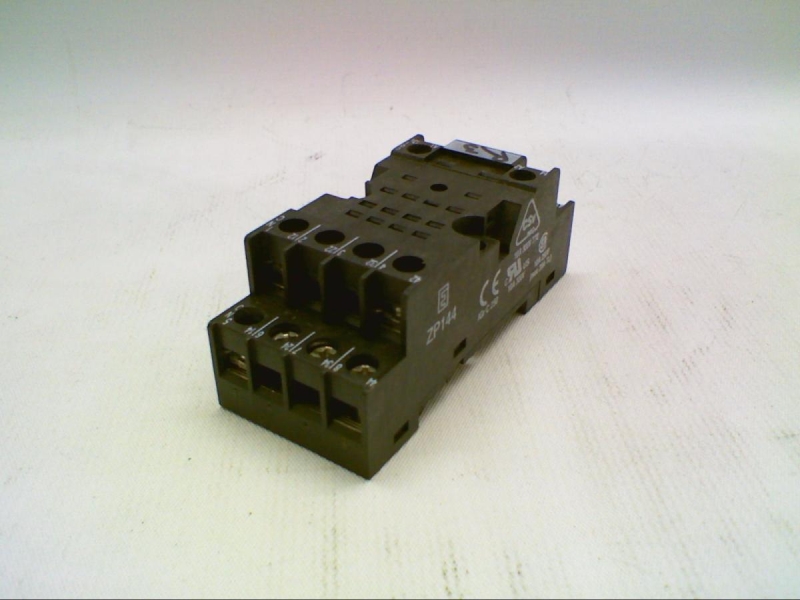 TE CONNECTIVITY ZP144