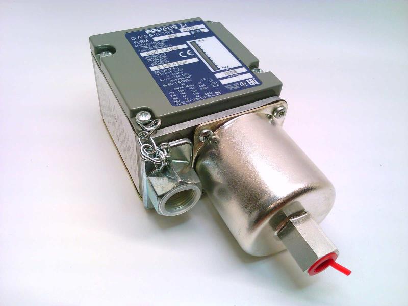 SCHNEIDER ELECTRIC 9012-ACW4-M12