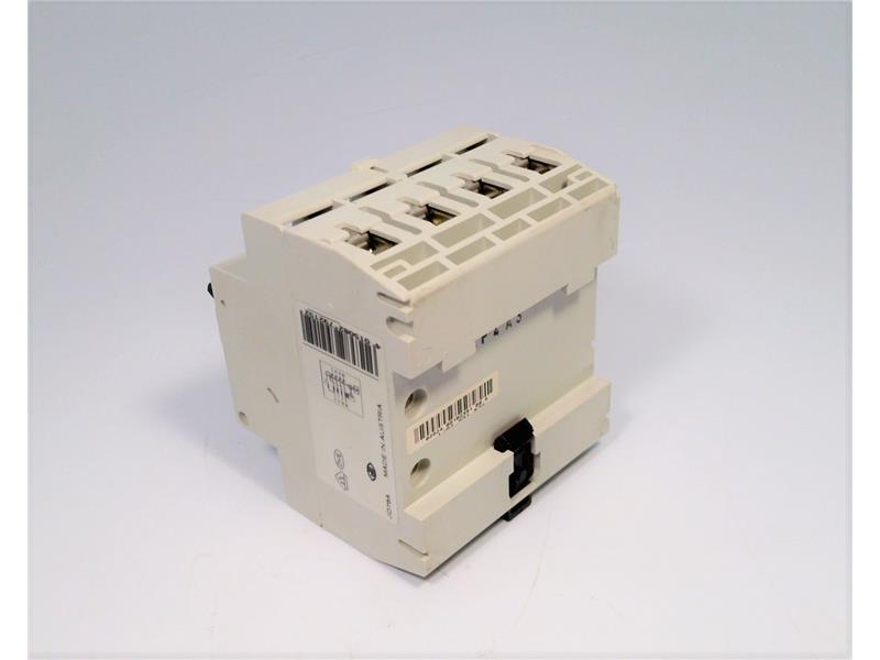 EATON CORPORATION FI-25/4/03-A