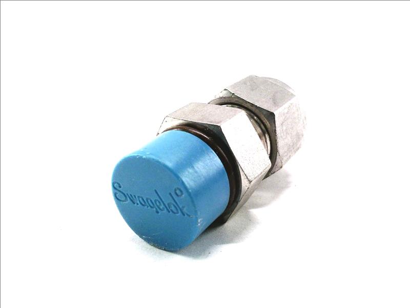 SWAGELOK SS-600-1-6ST