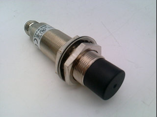 ALLEN BRADLEY 872C-D8NN18-D4