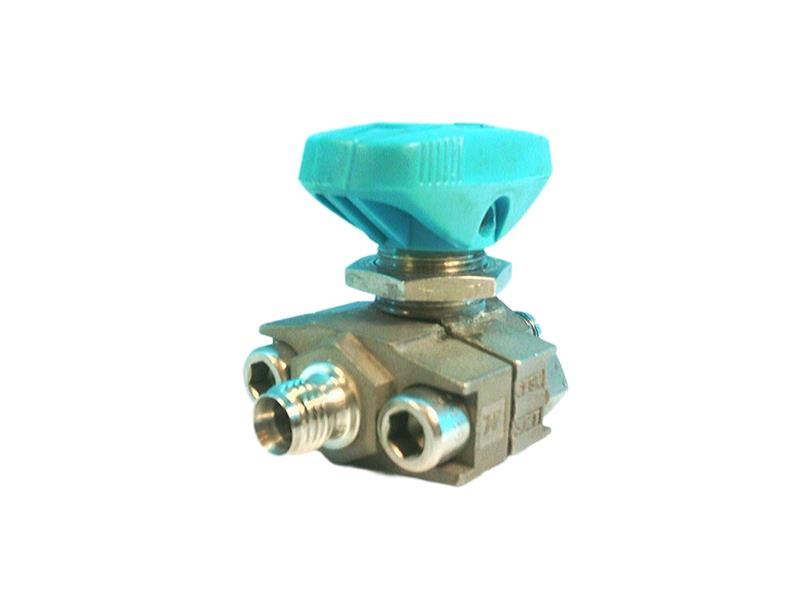 SWAGELOK SS-33VS4-BL