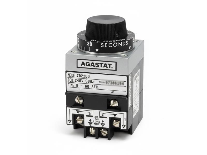 TE CONNECTIVITY 4-1616923-1
