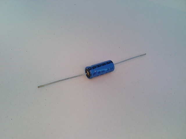 VISHAY MAL203135221E3