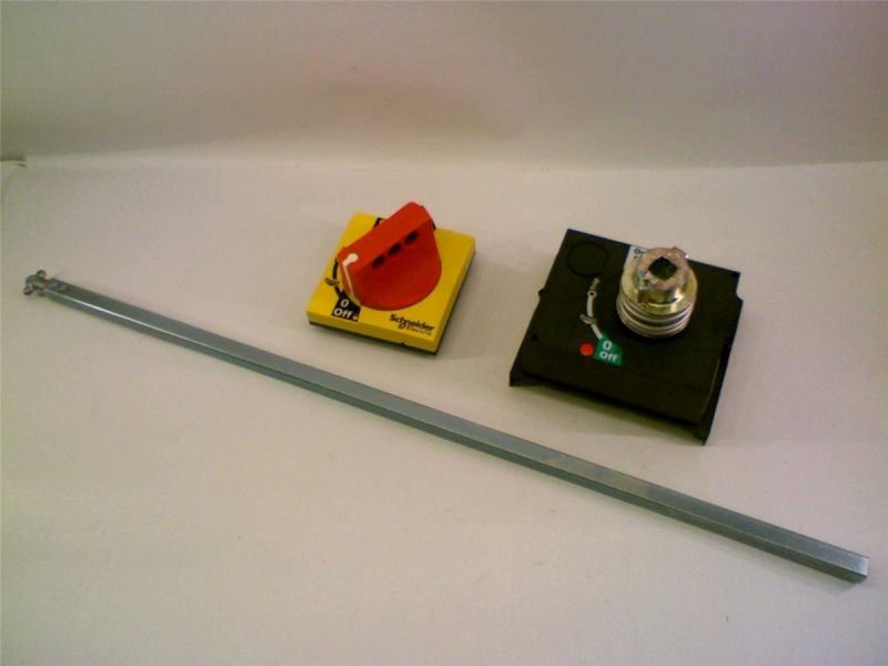 SCHNEIDER ELECTRIC LV429340