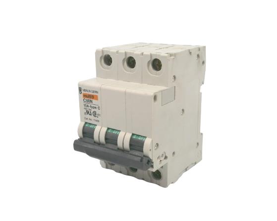 SCHNEIDER ELECTRIC C60N-3P-15A-C