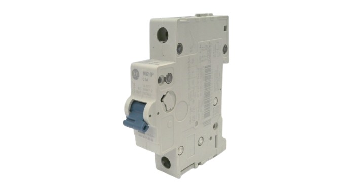 ALLEN BRADLEY 1492-SPM1C010