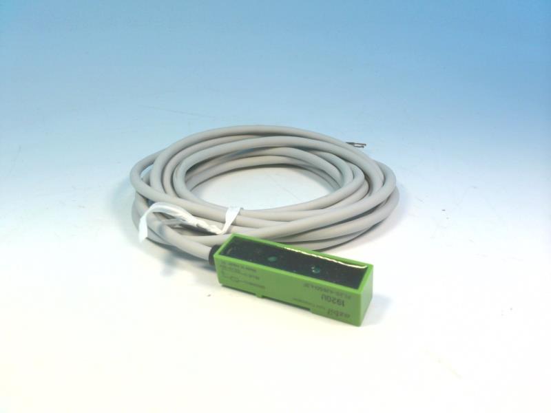 AZBIL CORPORATION FL2S-4J6SD-L3F